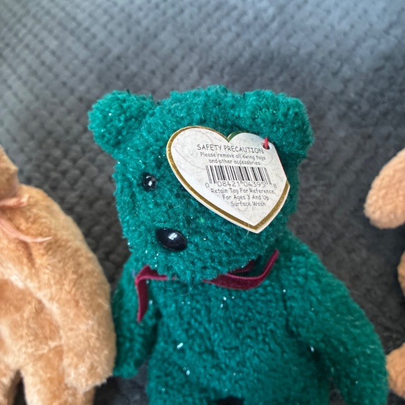 Cashew, holiday,Curly - Picture 8 of 14